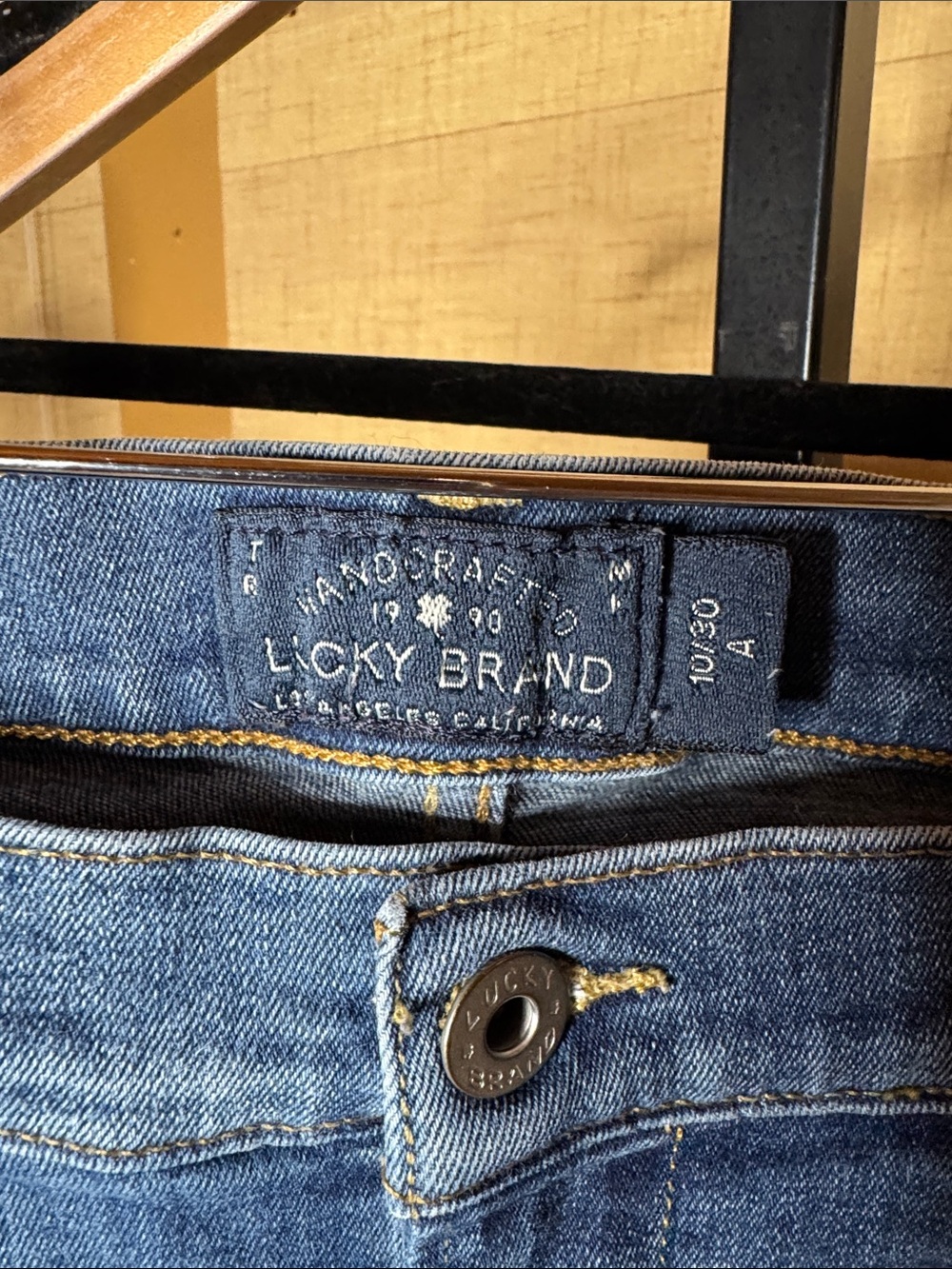 Lucky Brand Brooke Skinny Santa Rosa Faded Blue Jeans Size 10/30 Candiani Denim - Picture 7 of 13